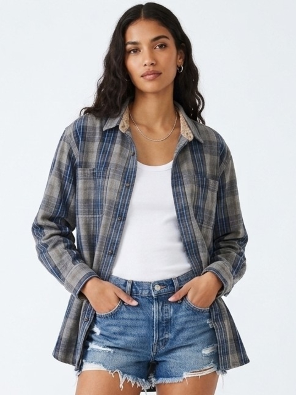 Vintage Plaid Collared Button-Front Shirt in Blue/Gray - XL